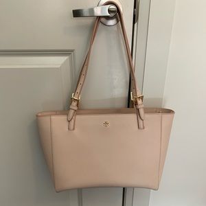 Tory Burch Small Robinson Tote